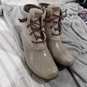 SPERRY DUCK BOOTS